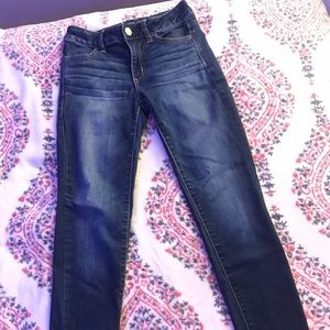 American Eagle High Rise Jeans